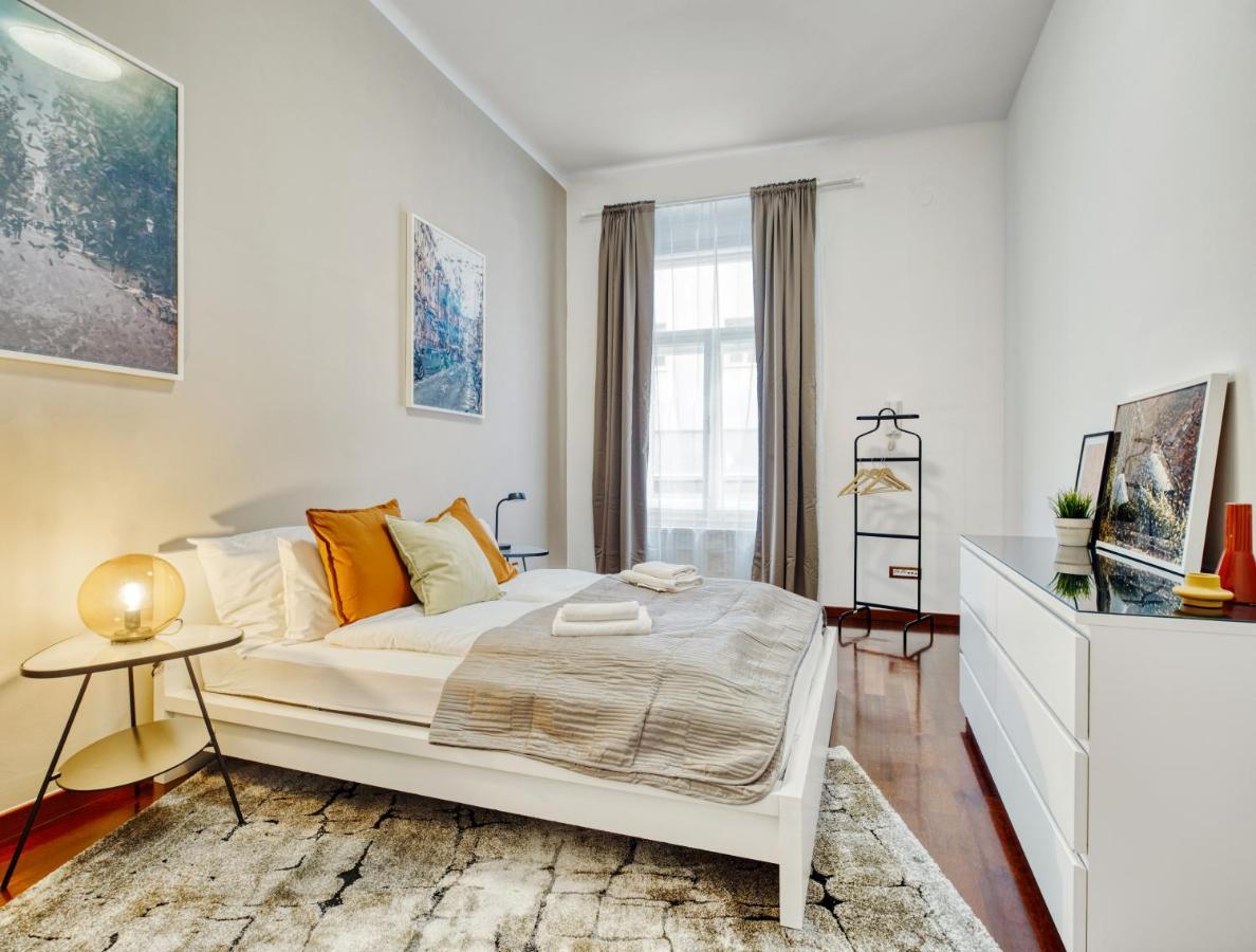 Irundo Downtown Apartments Загреб Экстерьер фото
